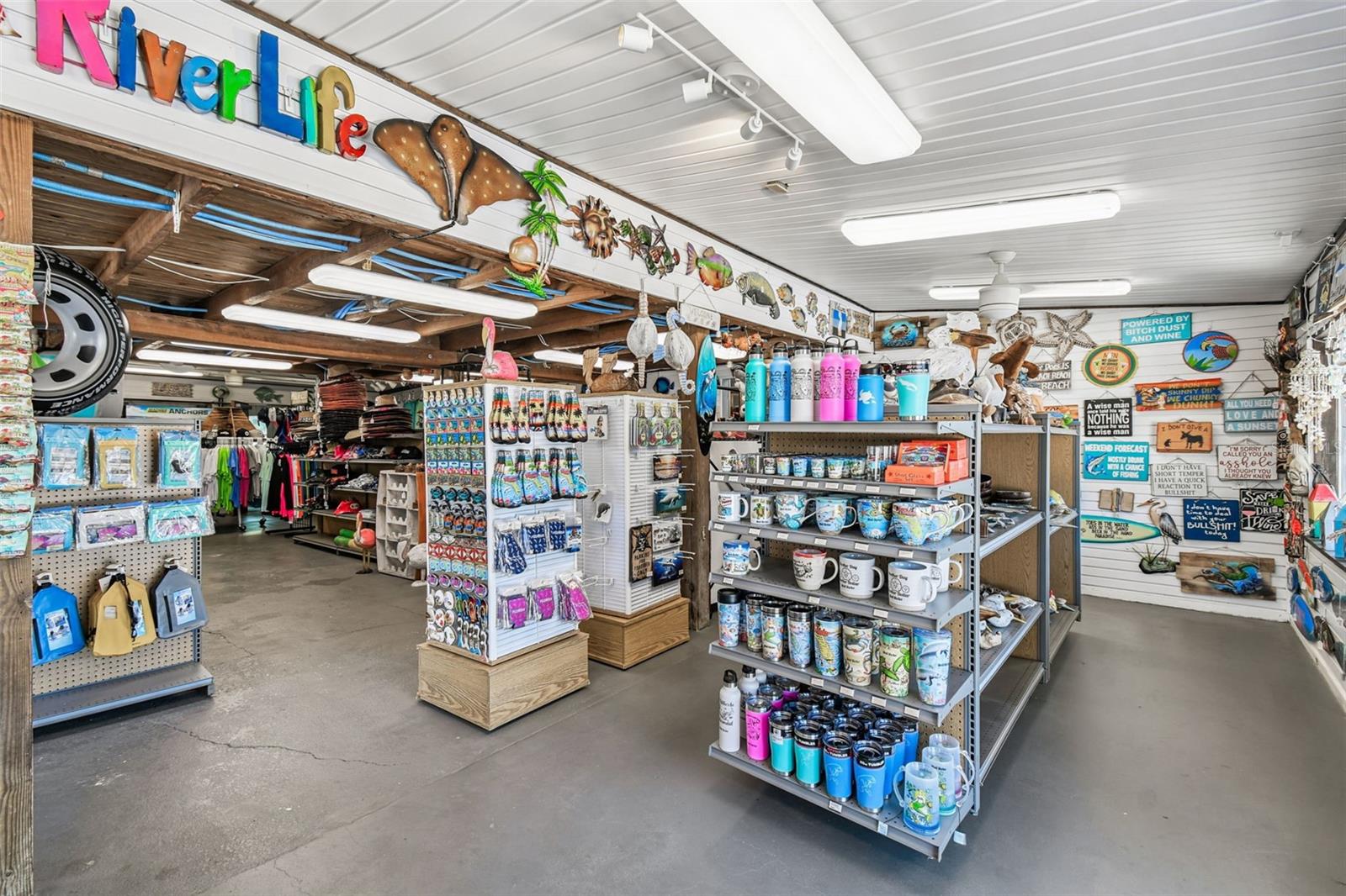 WEEKI WACHEE GARDENS - Commercial Sale