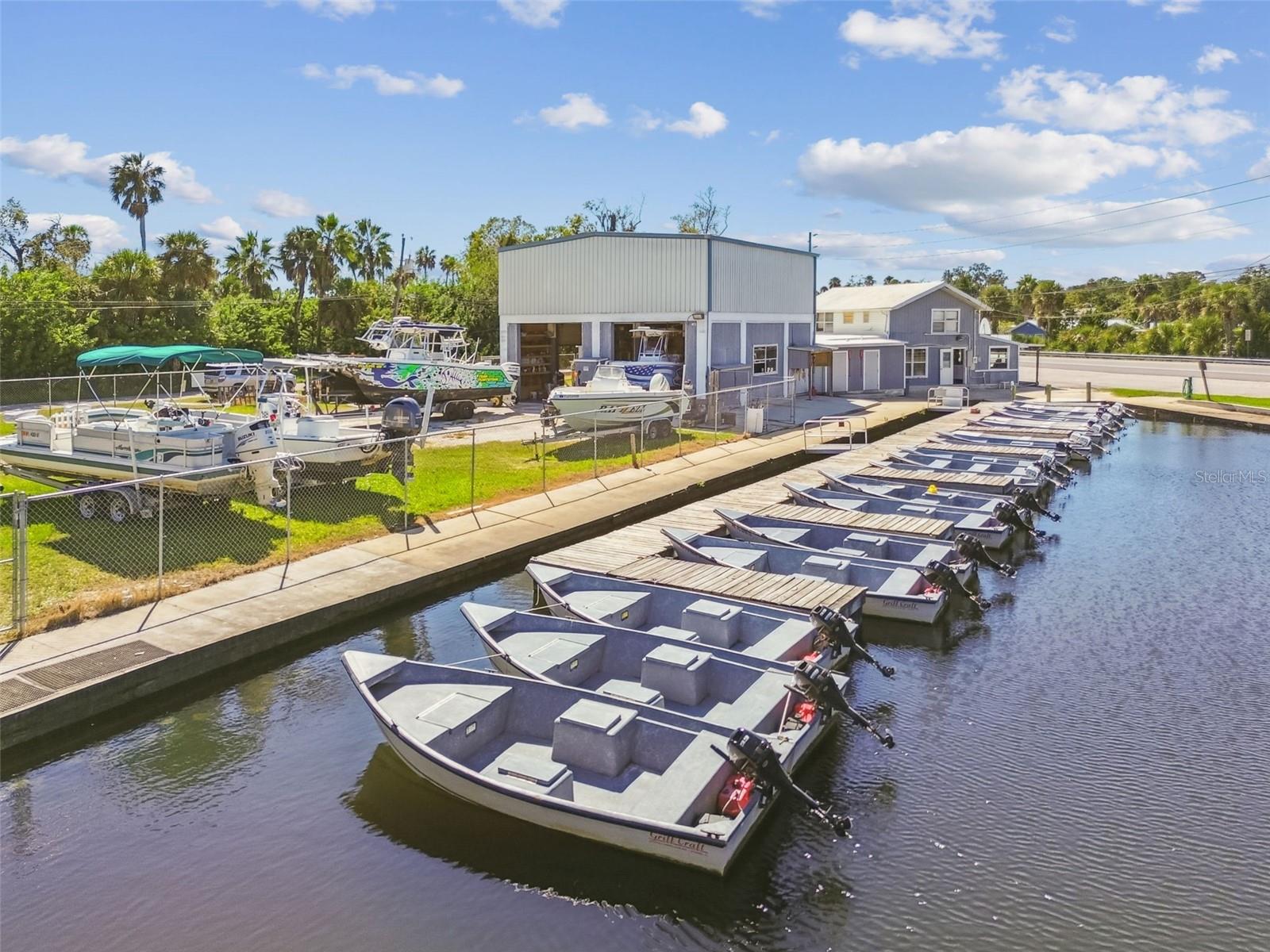 WEEKI WACHEE GARDENS - Commercial Sale