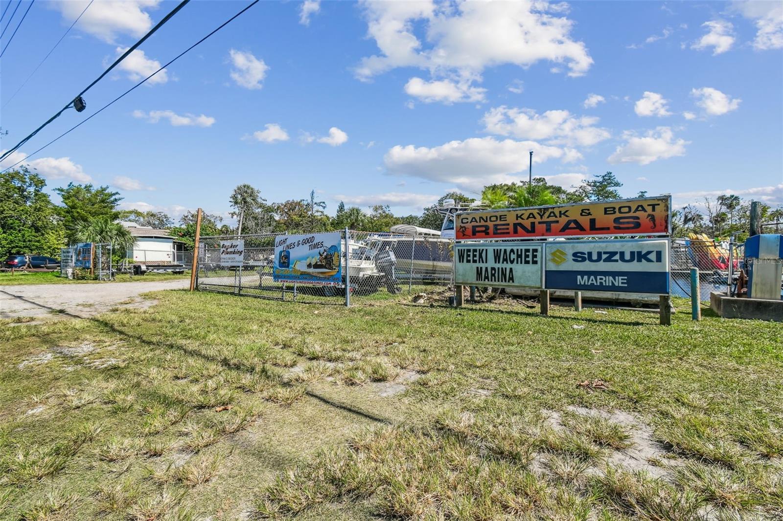 WEEKI WACHEE GARDENS - Commercial Sale