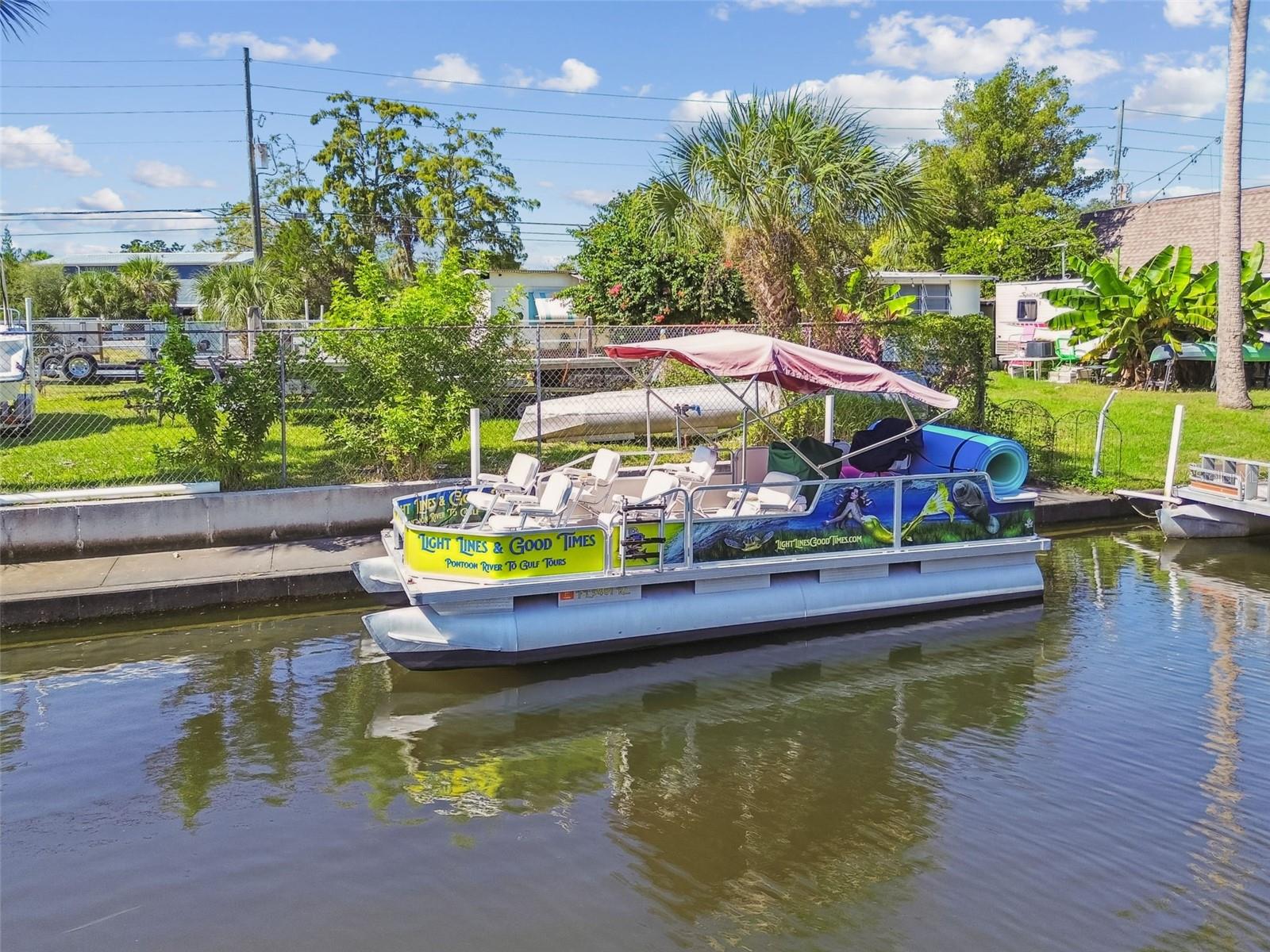 WEEKI WACHEE GARDENS - Commercial Sale