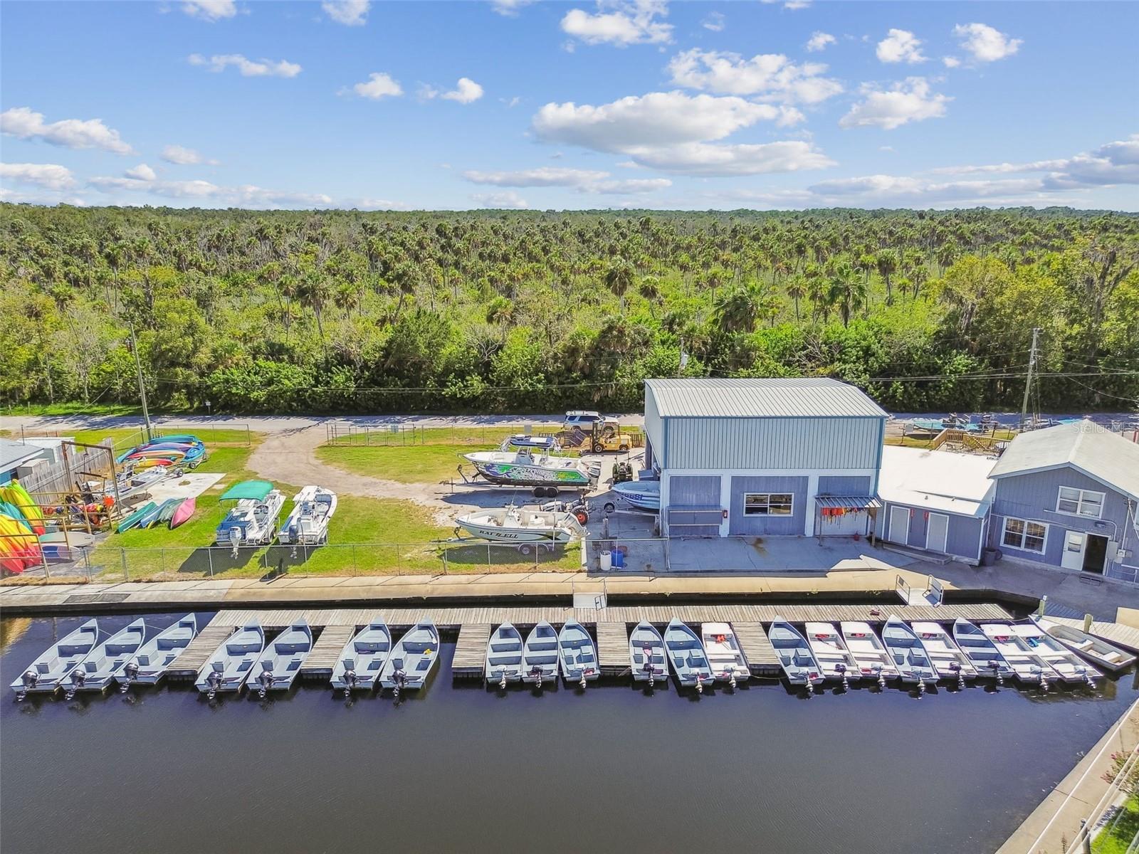 WEEKI WACHEE GARDENS - Commercial Sale