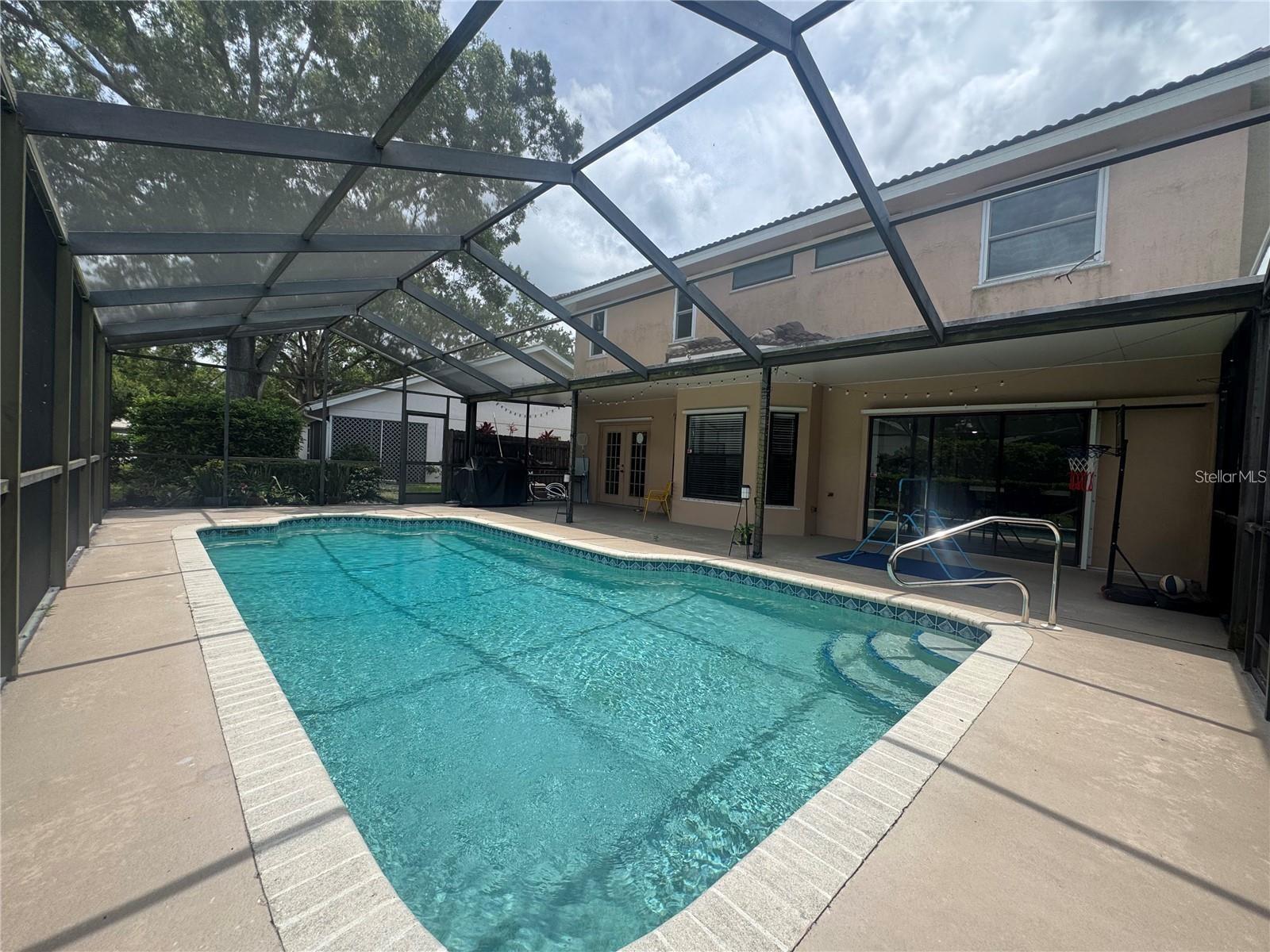 LONGWOOD RUN - Residential Lease