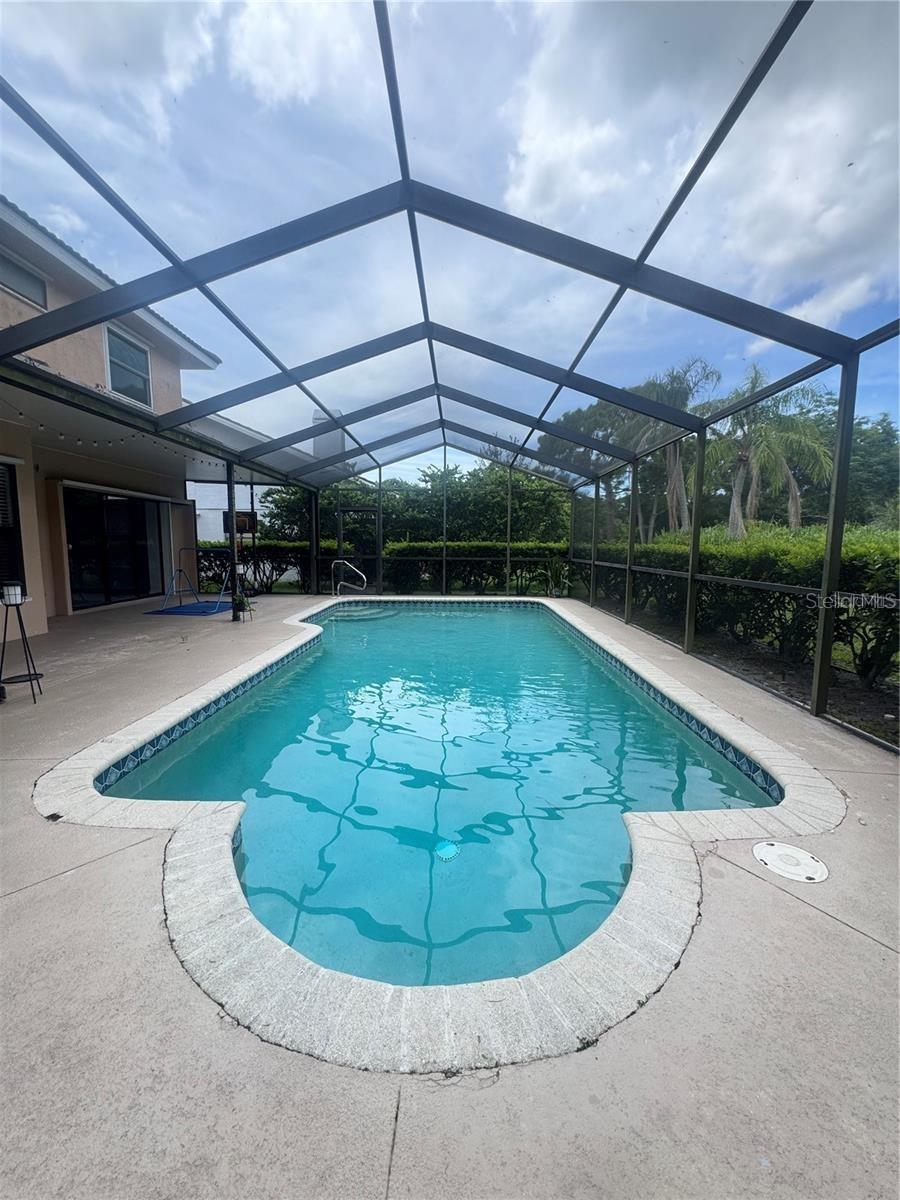 LONGWOOD RUN - Residential Lease