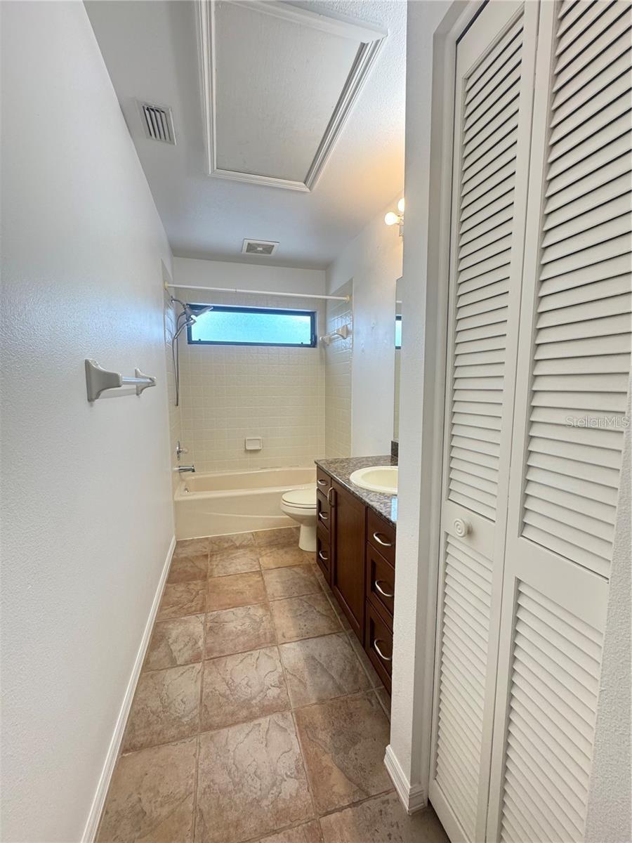 LONGWOOD RUN - Residential Lease