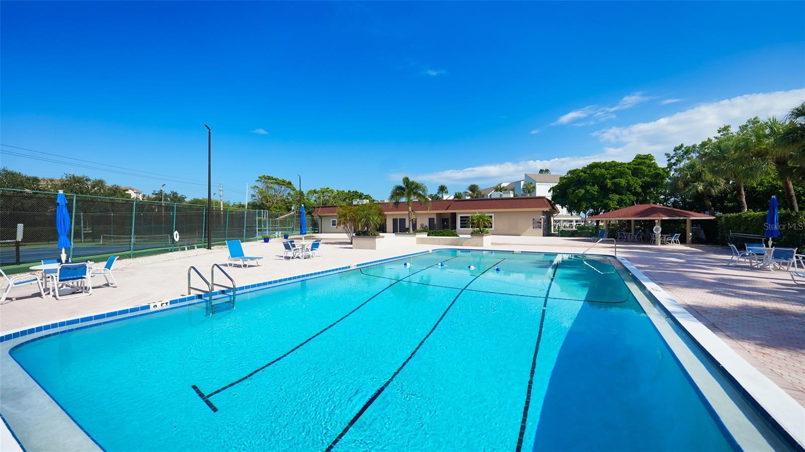 WINDWARD BAY AMD - Residential