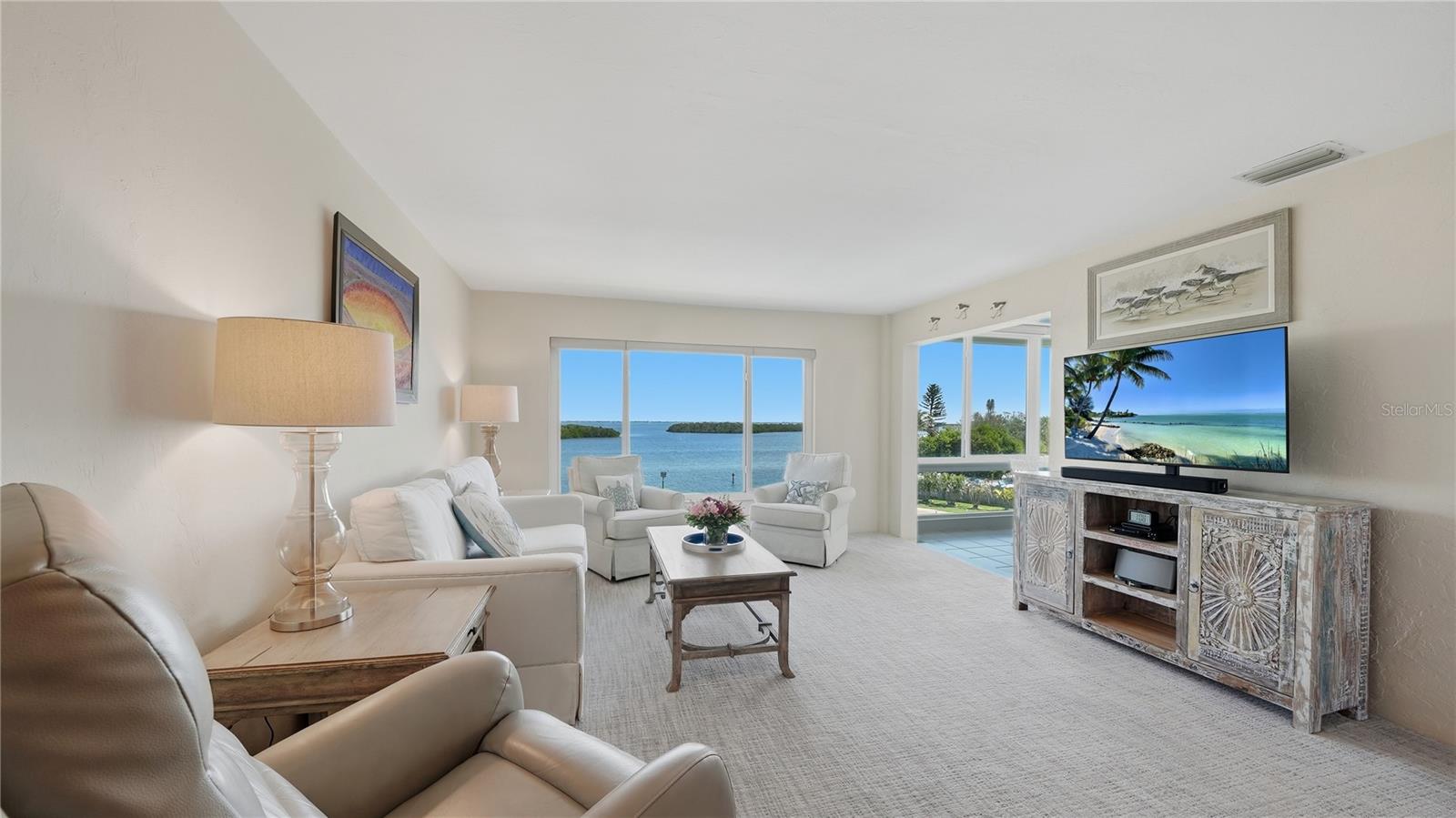 WINDWARD BAY AMD - Residential