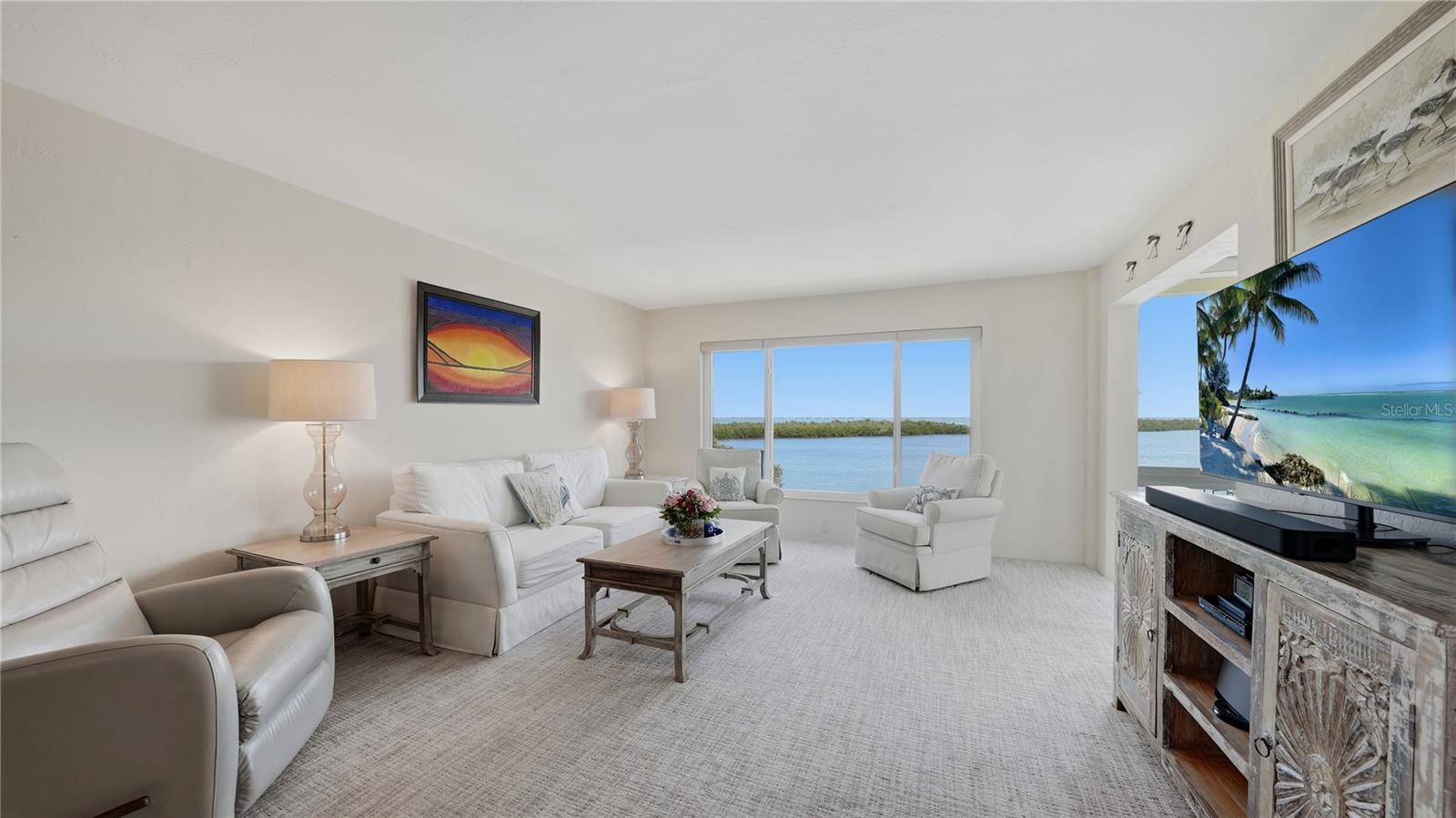 WINDWARD BAY AMD - Residential