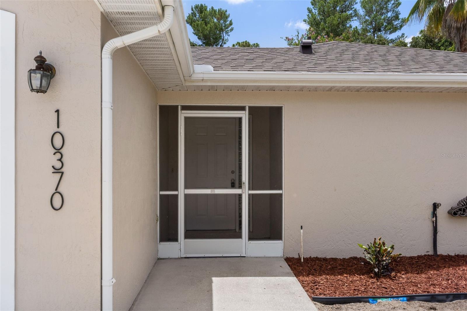 SPRING HILL - Residential Income