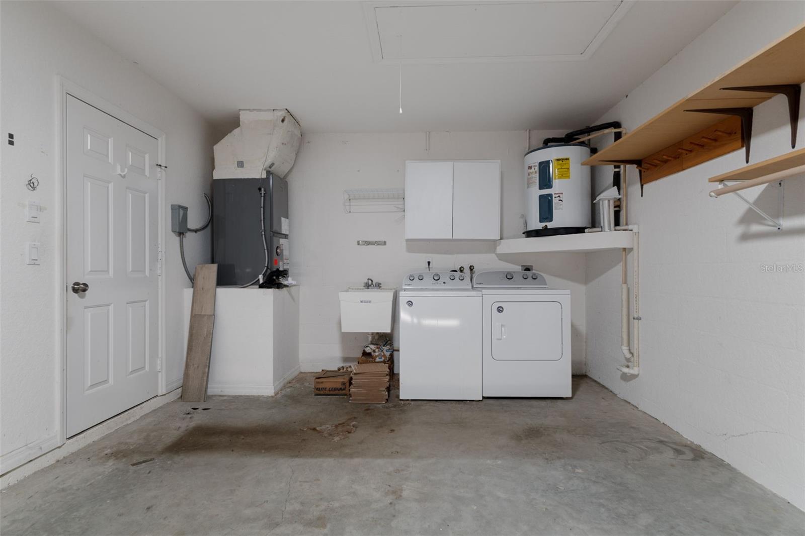 SPRING HILL - Residential Income