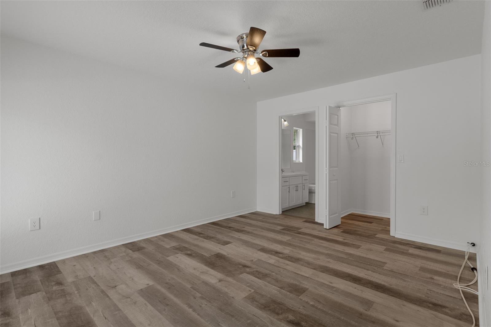 SPRING HILL - Residential Income