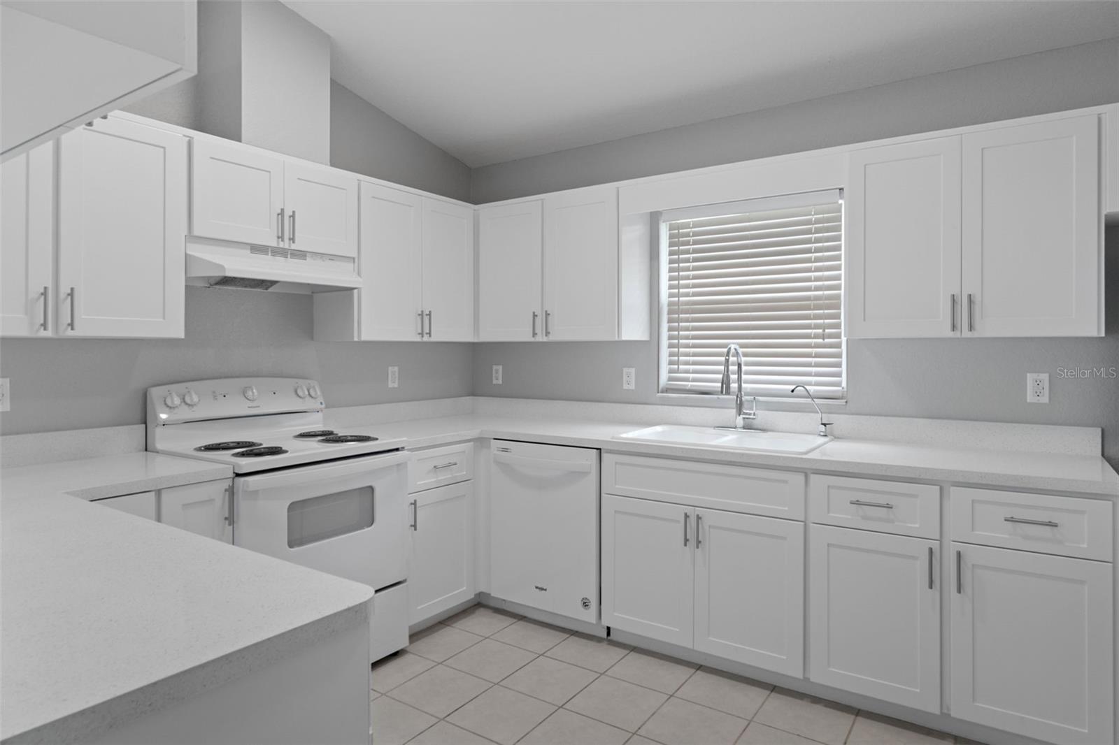 SPRING HILL - Residential Income