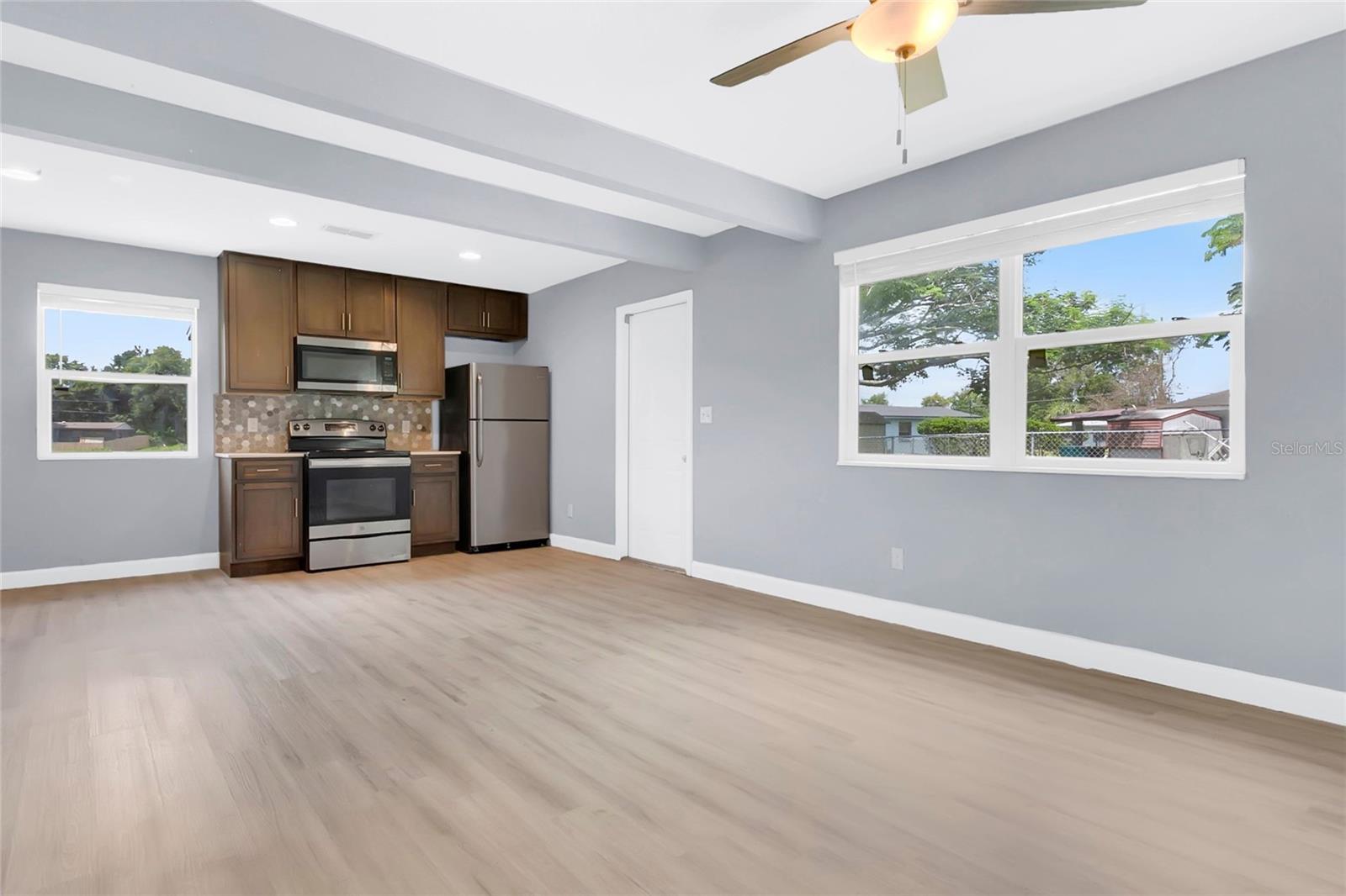 WASHINGTON SHORES 3RD ADD - Residential