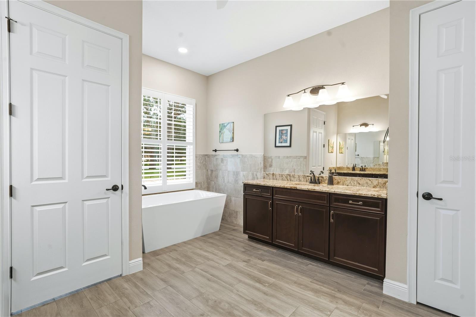 GLEN LAKES - Residential