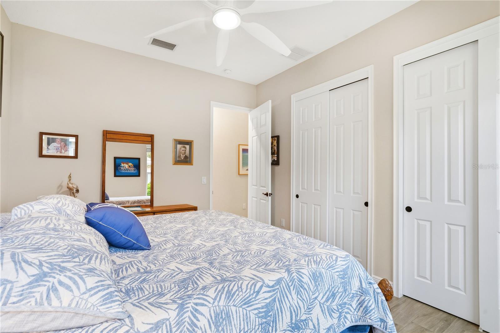 GLEN LAKES - Residential
