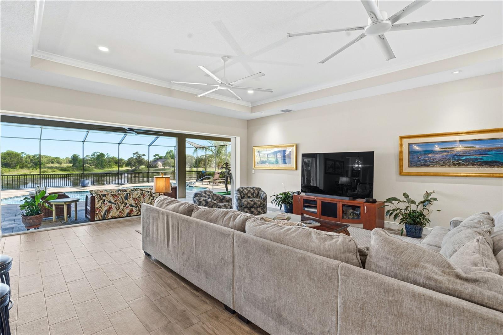 GLEN LAKES - Residential