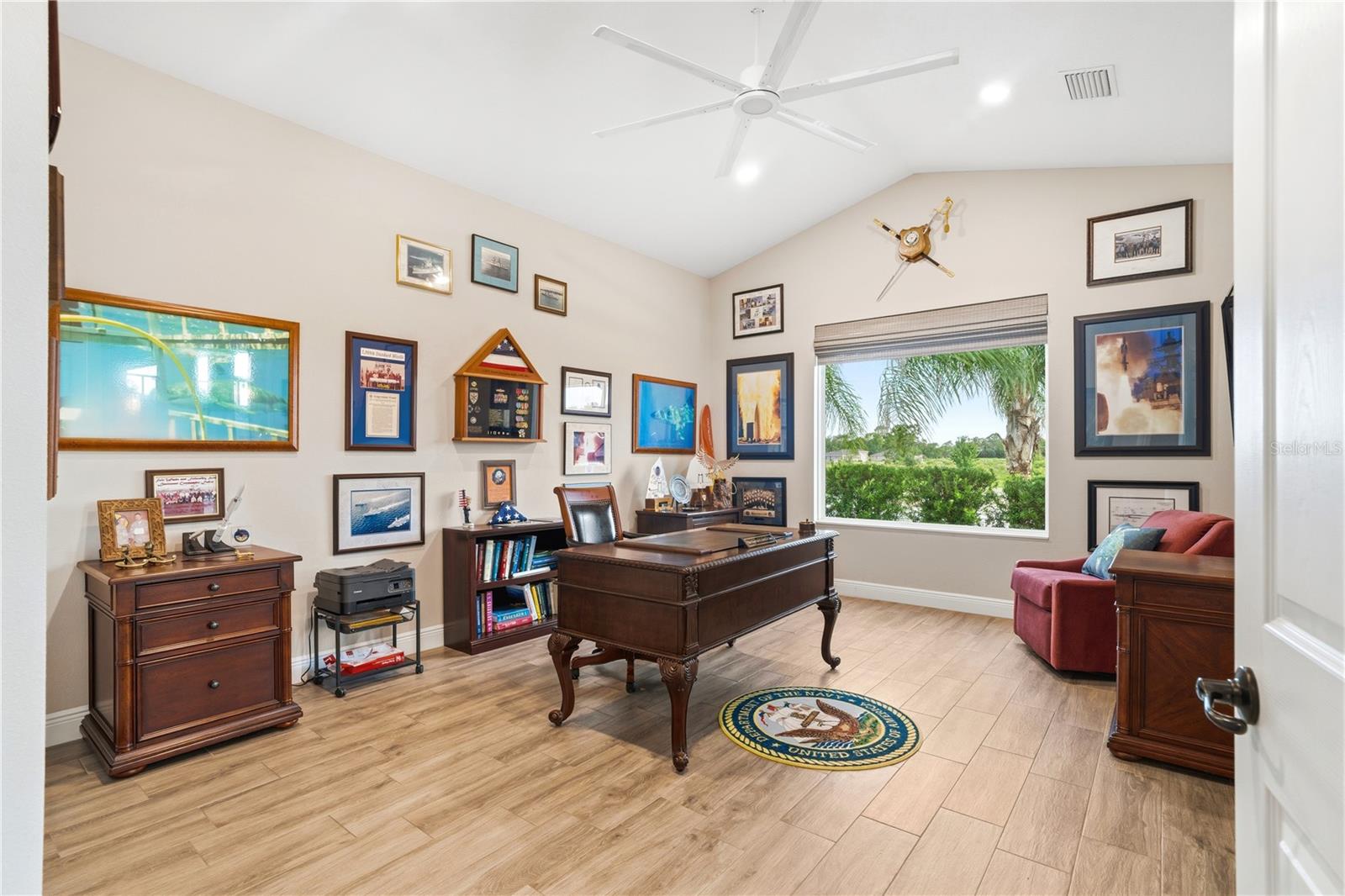 GLEN LAKES - Residential