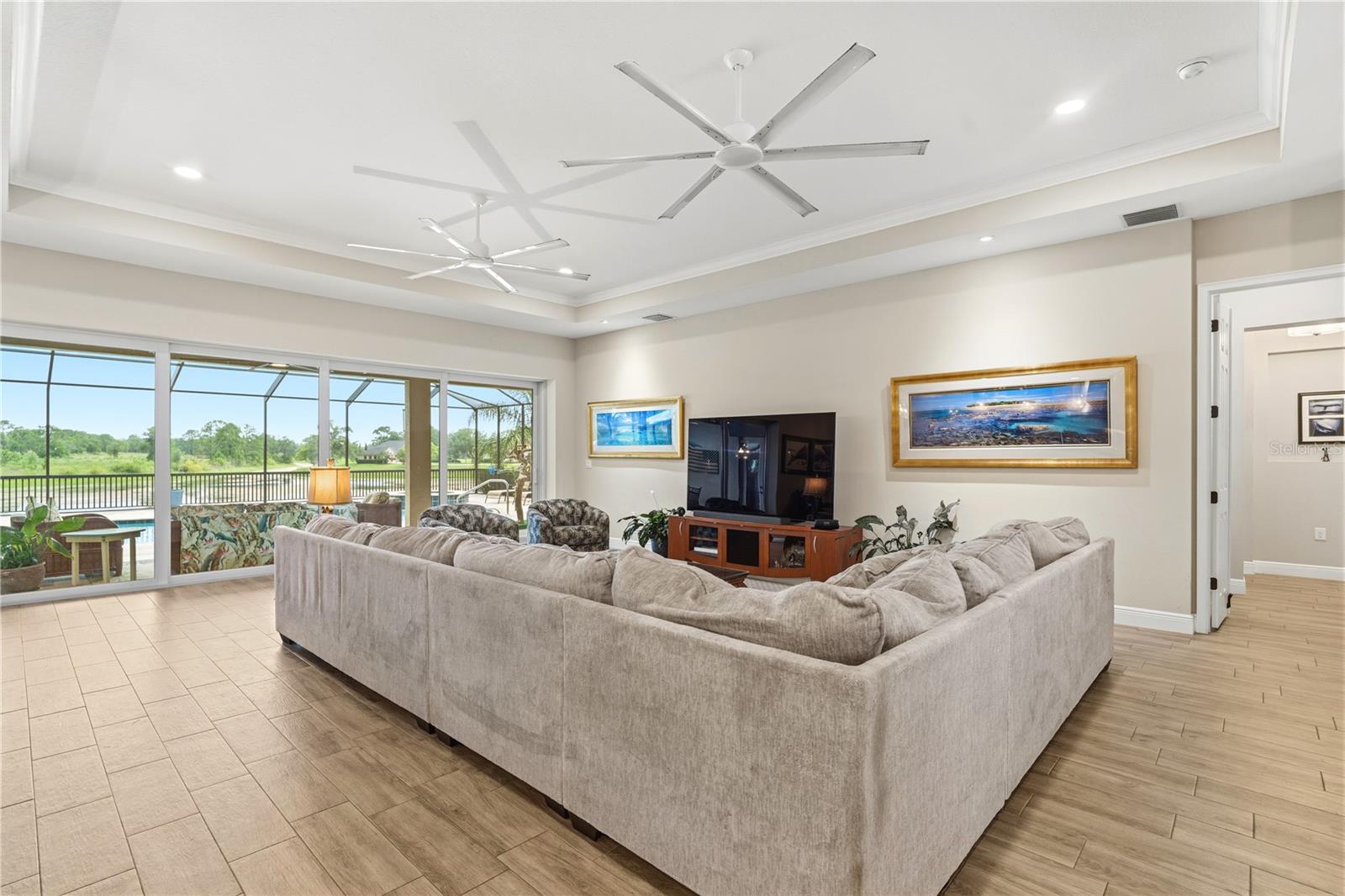 GLEN LAKES - Residential