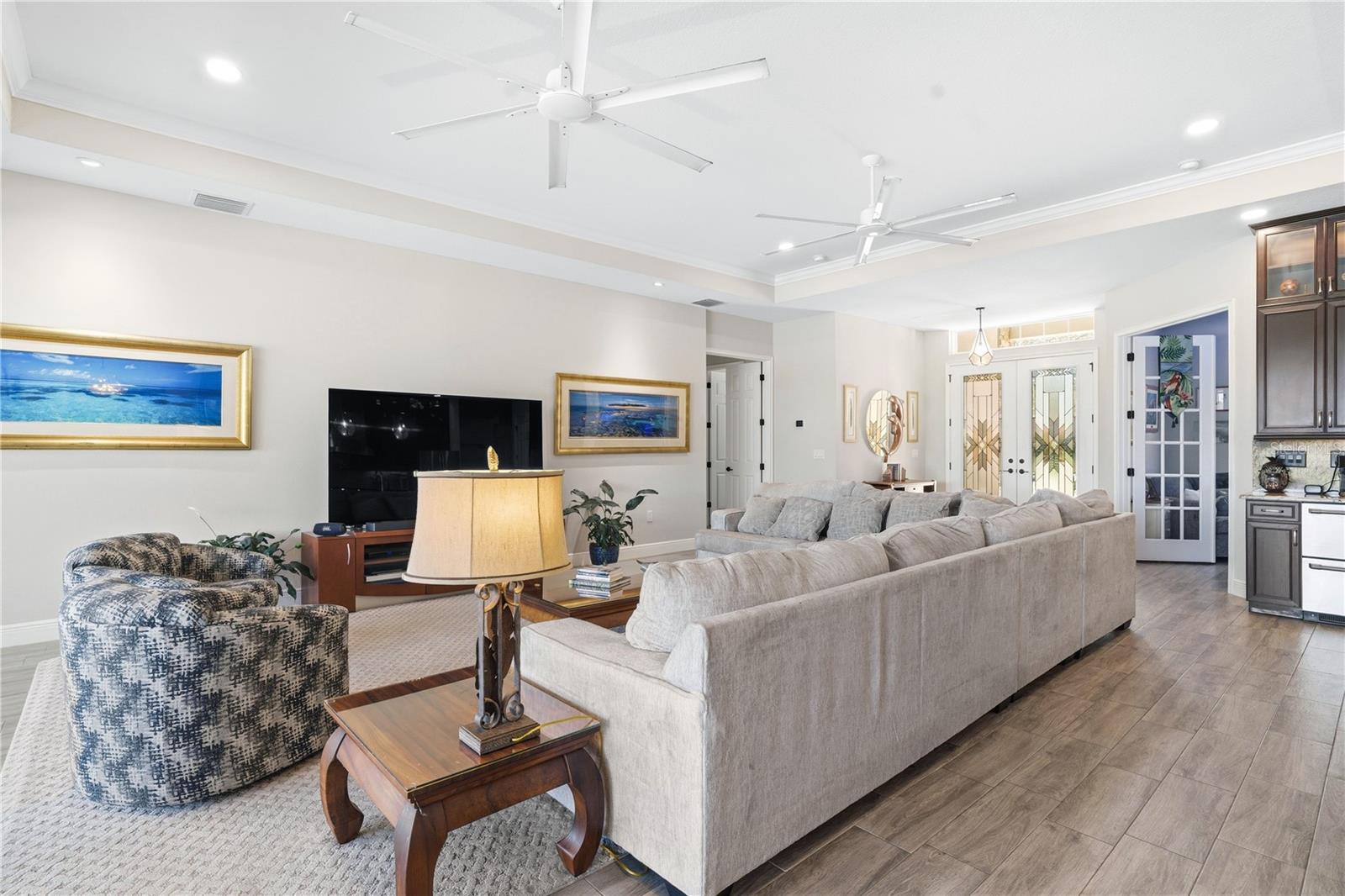 GLEN LAKES - Residential