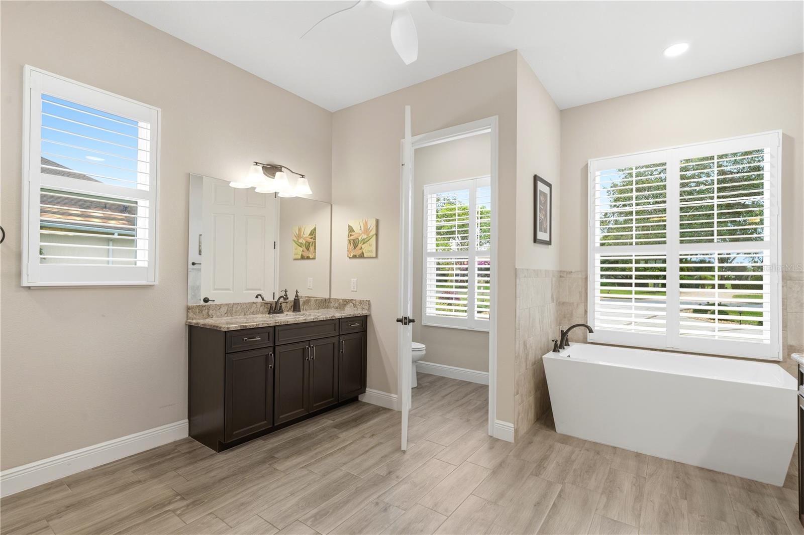 GLEN LAKES - Residential