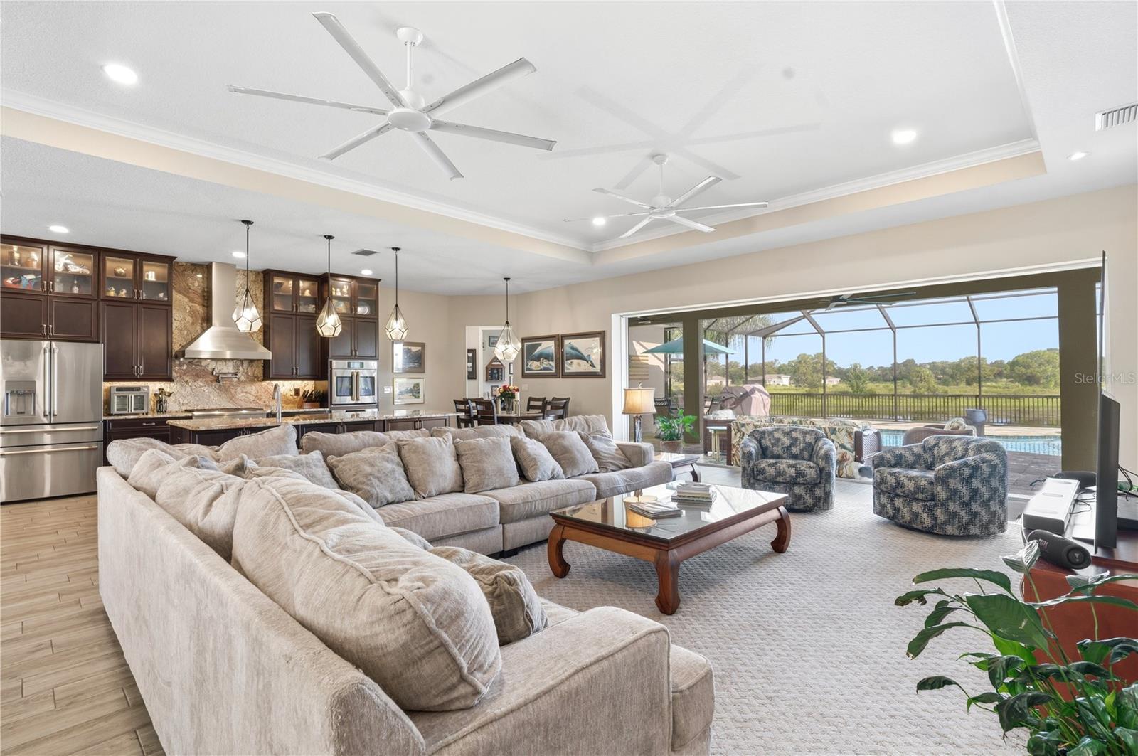 GLEN LAKES - Residential