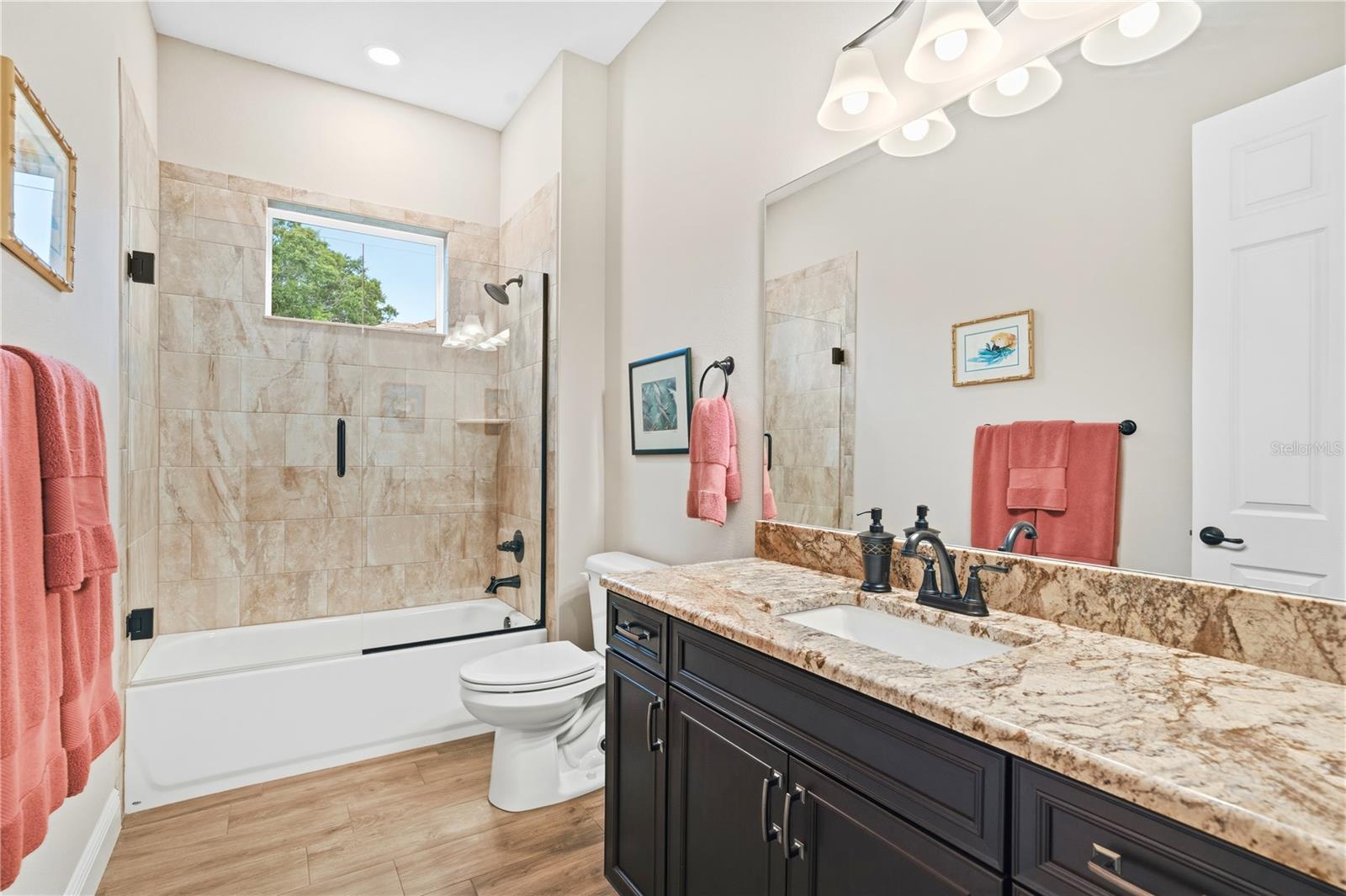 GLEN LAKES - Residential