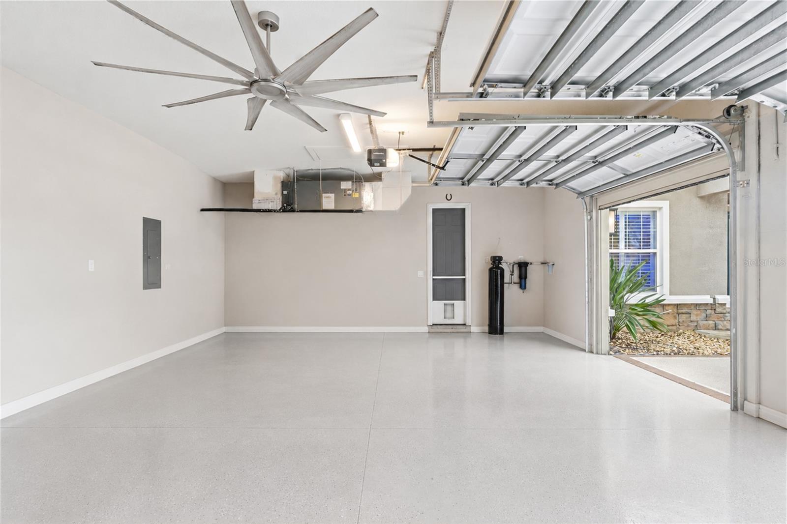 GLEN LAKES - Residential