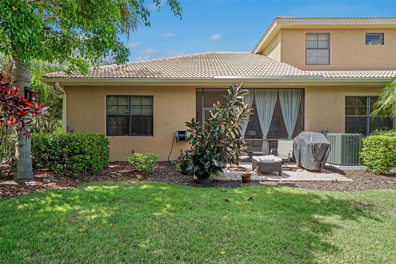 BOUGAINVILLEA PLACE - Residential