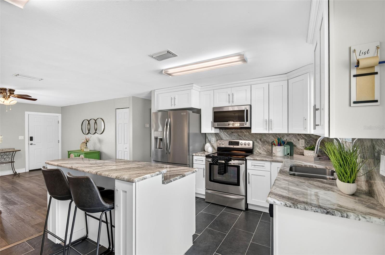 SHOREVIEW PH I - Residential