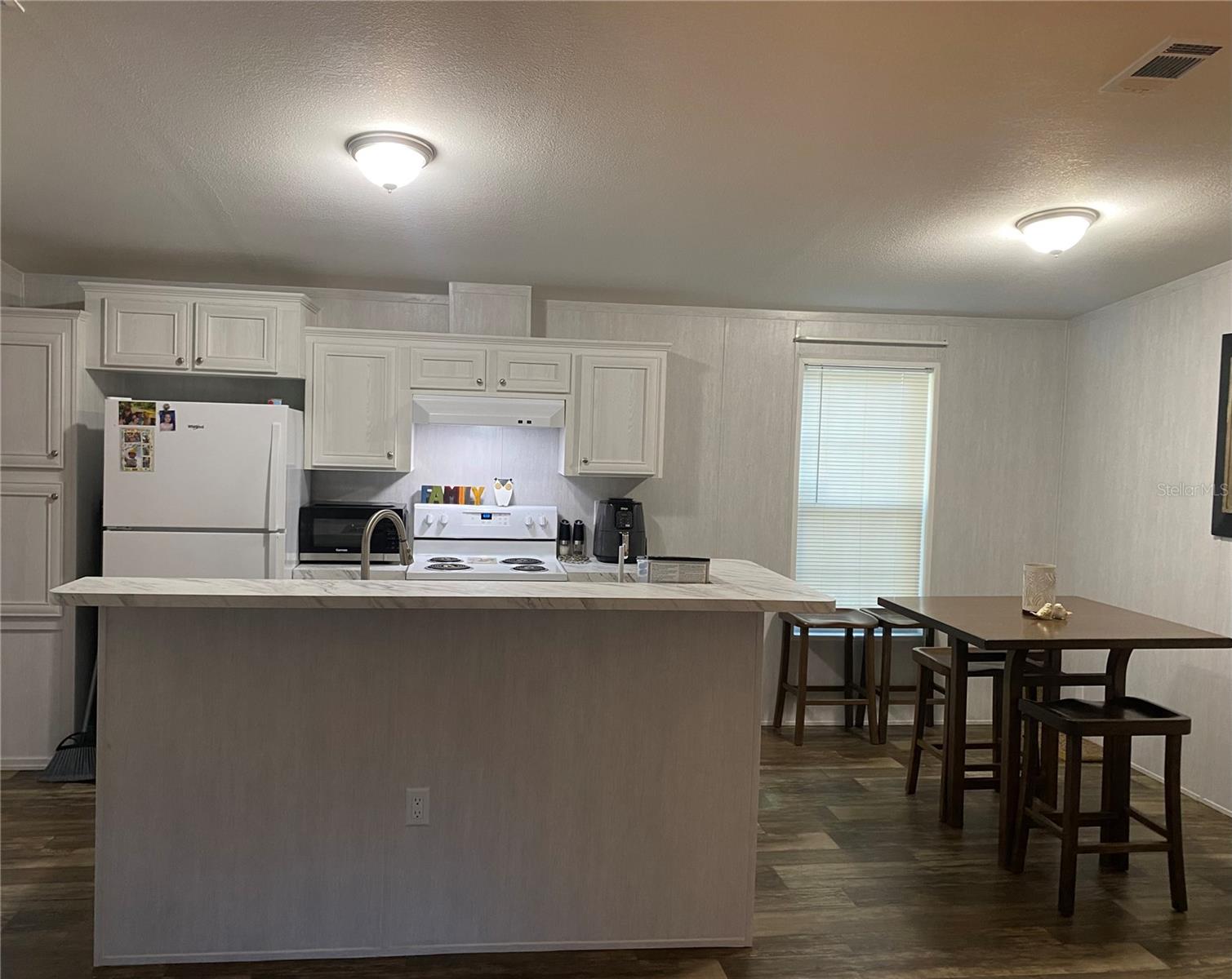 RIDGE MANOR ESTATE - Residential