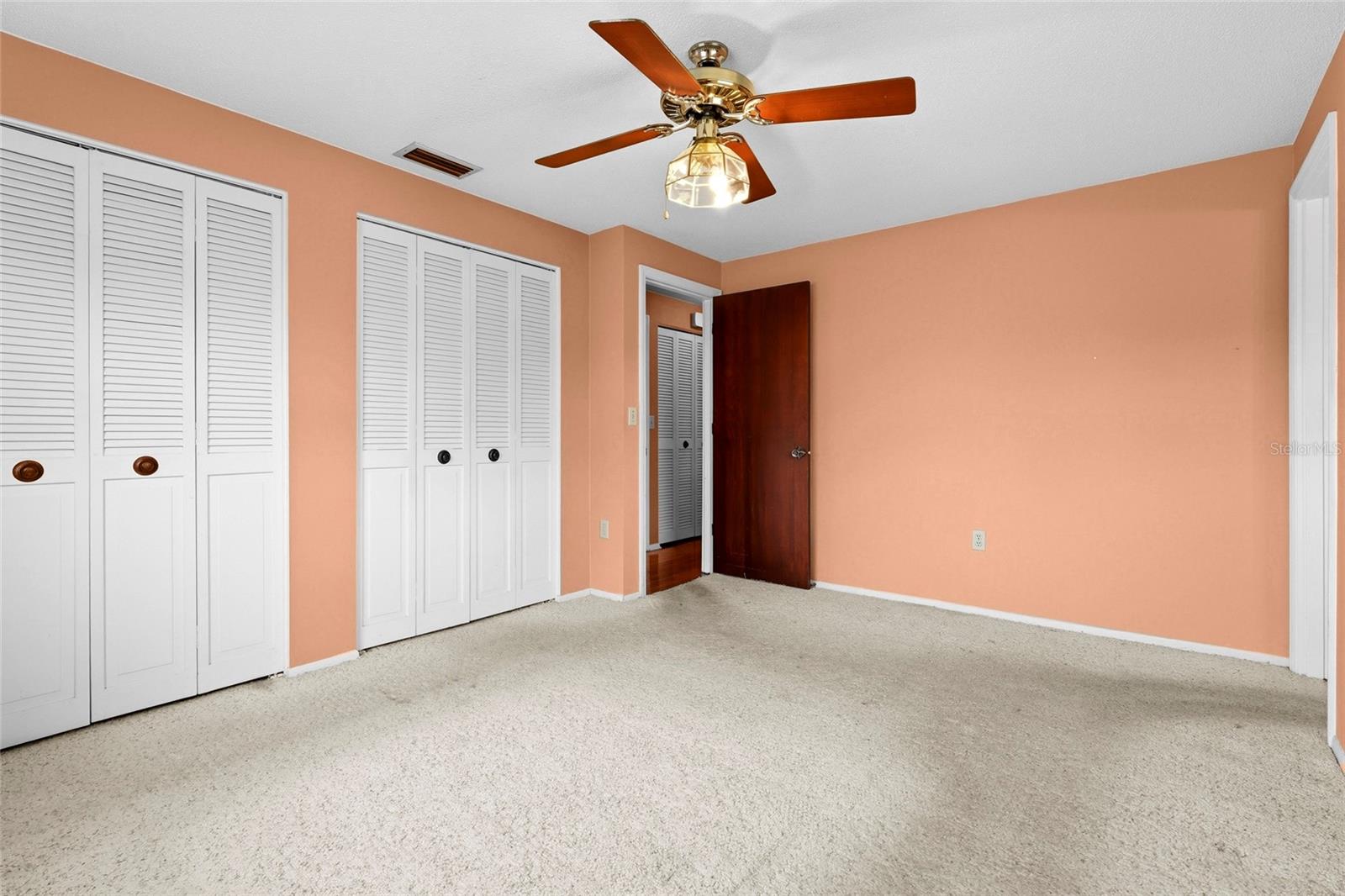 WHITFIELD COUNTRY CLUB HEIGHTS UN 5 - Residential