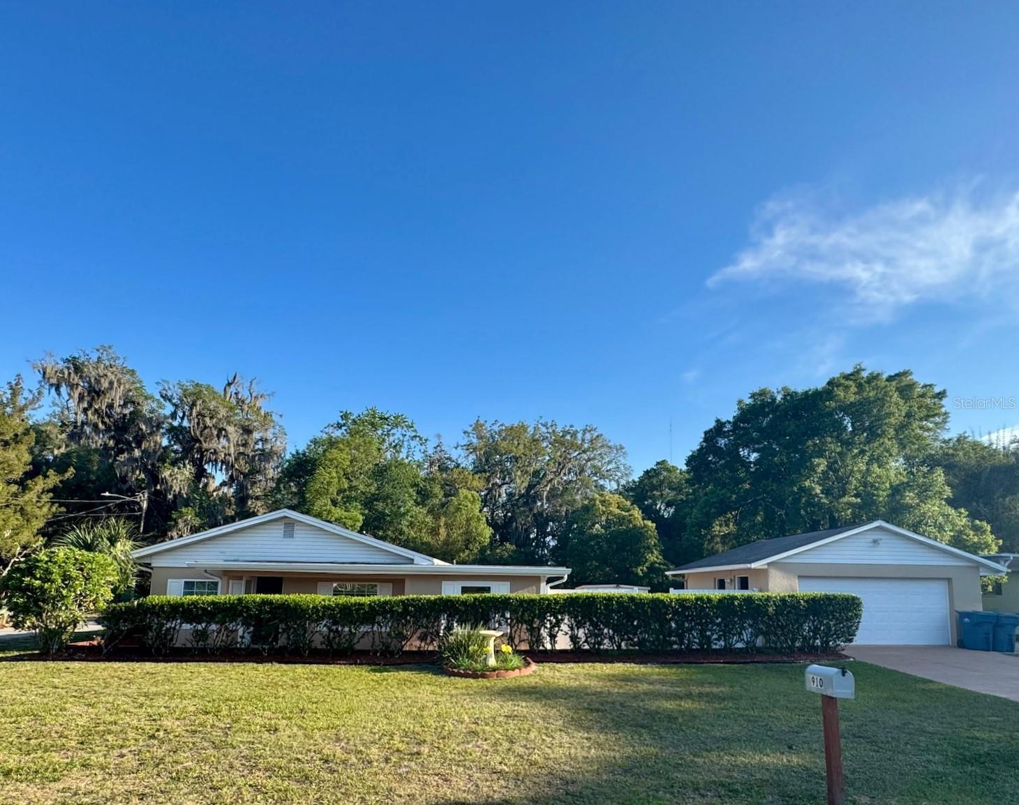 Ideal Mother-in-law suite. There's plenty of room to spread out here.  Half acre property located in the heart of Orange City.  Enjoy local wildlife minutes away from Blues Springs Park and the St. Johns River.
The main house has a kitchen, full bathroom, bedroom and closets.  2 private entrances along with 2 open patios.
On the other side attached to the main house is a mother-in-law apartment.  
This apartment also has 2 separate entrances along with 2 open patios.  
It has kitchen, bath room and common area. Also has window unit with remote control. Ideal for Guest House. 
Private terrace between property and extra large garage.  Also has open car port, there's endless possibilities with this home.