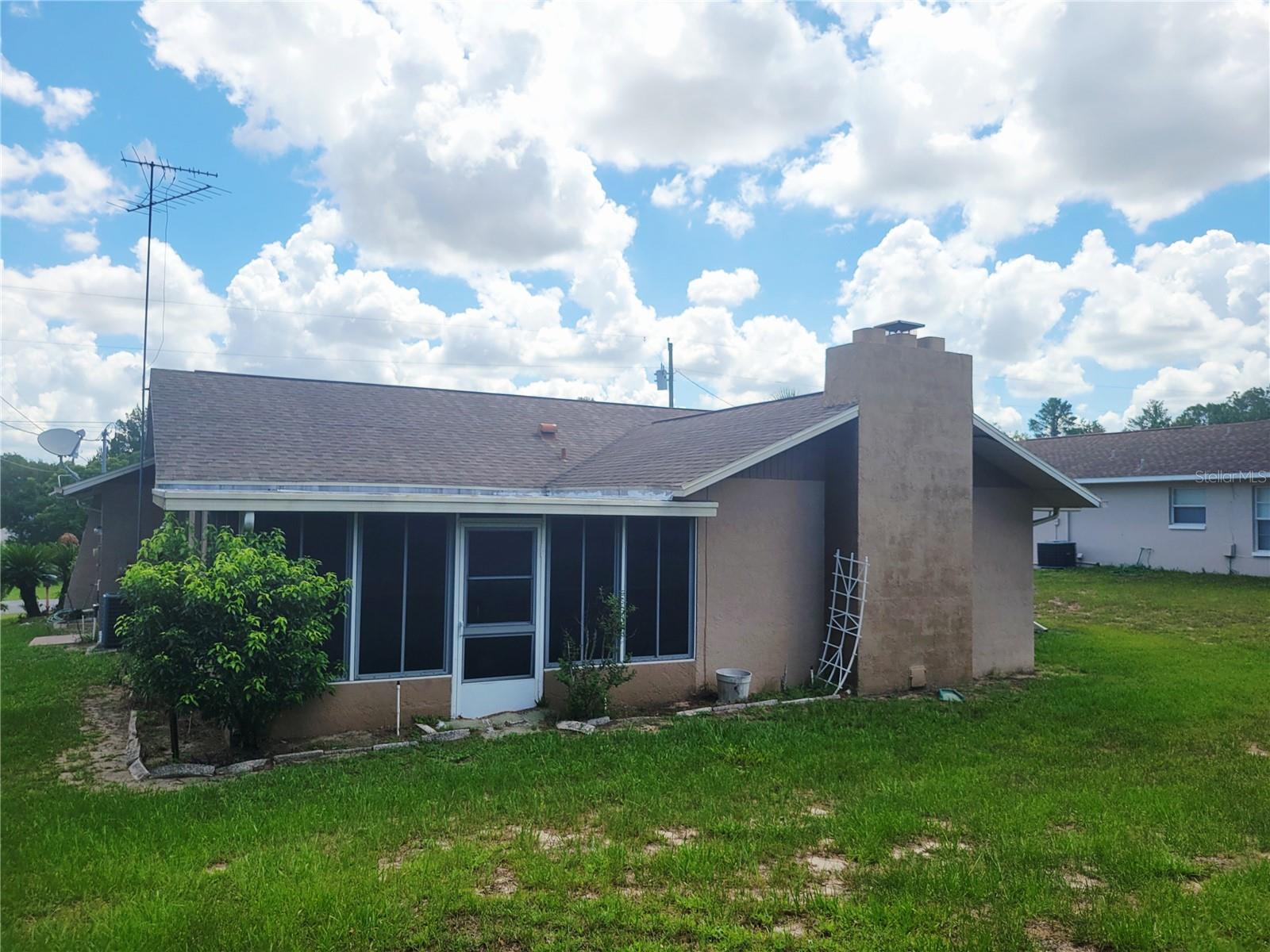 SPRING HILL - Residential