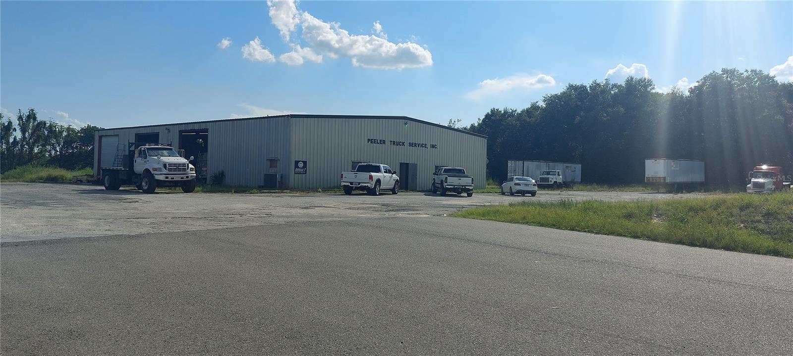 SUNSET HILLS - Commercial Sale