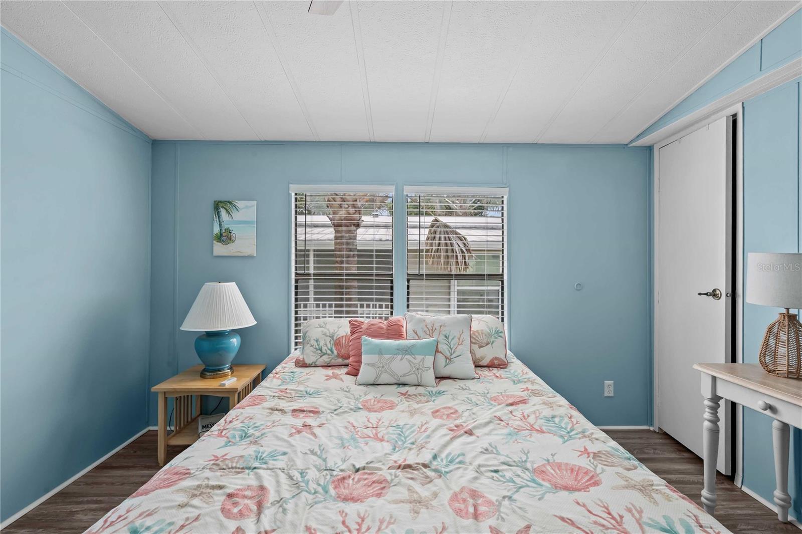 OAKS ROYAL - Residential