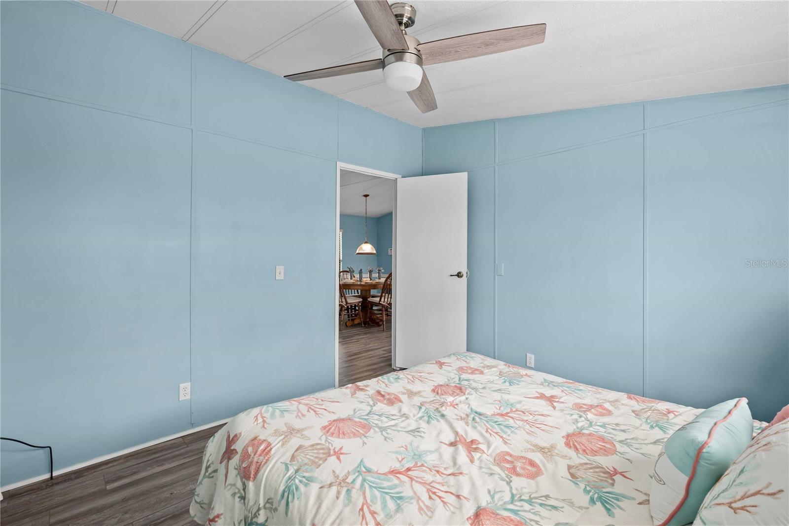 OAKS ROYAL - Residential