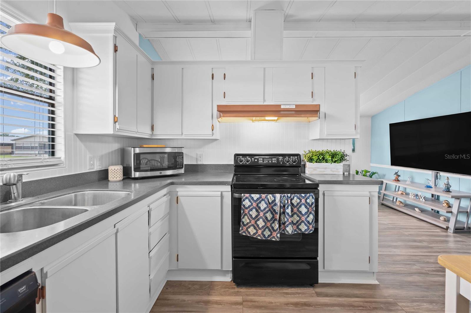 OAKS ROYAL - Residential