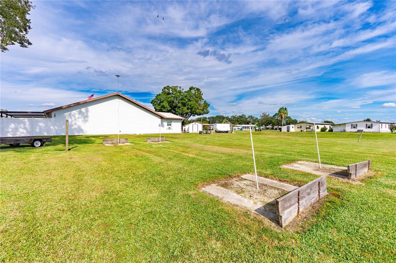 OAKS ROYAL - Residential
