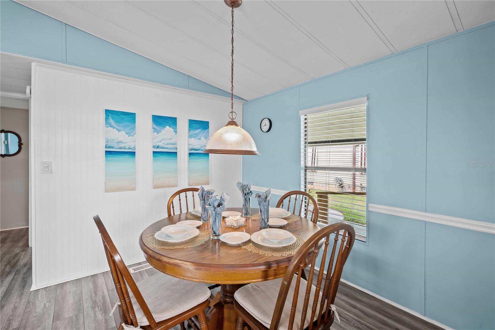 OAKS ROYAL - Residential