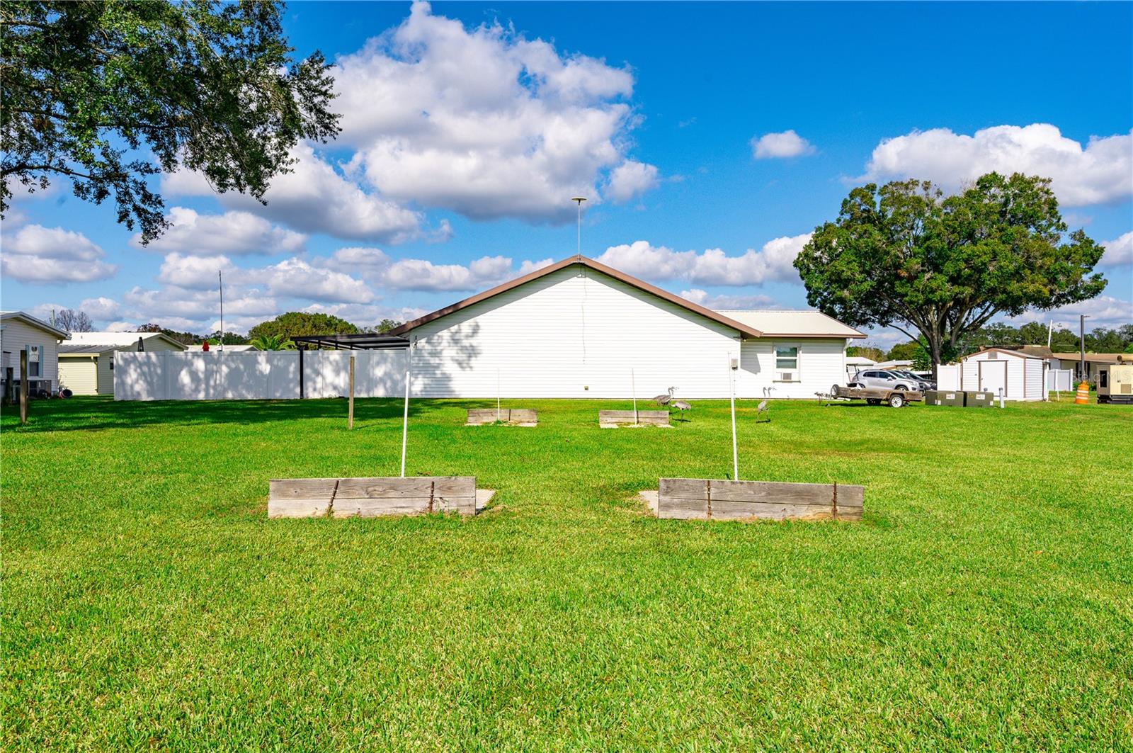 OAKS ROYAL - Residential
