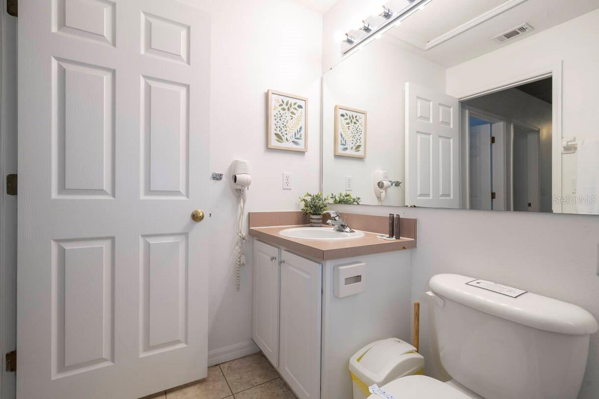 LAKE BERKLEY RESORT VILLAS PH 2 - Residential