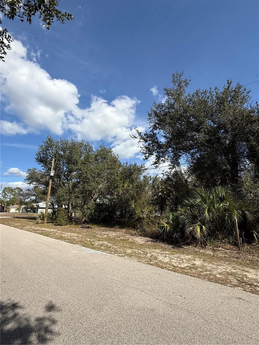 PORT CHARLOTTE SUB 07 - Land