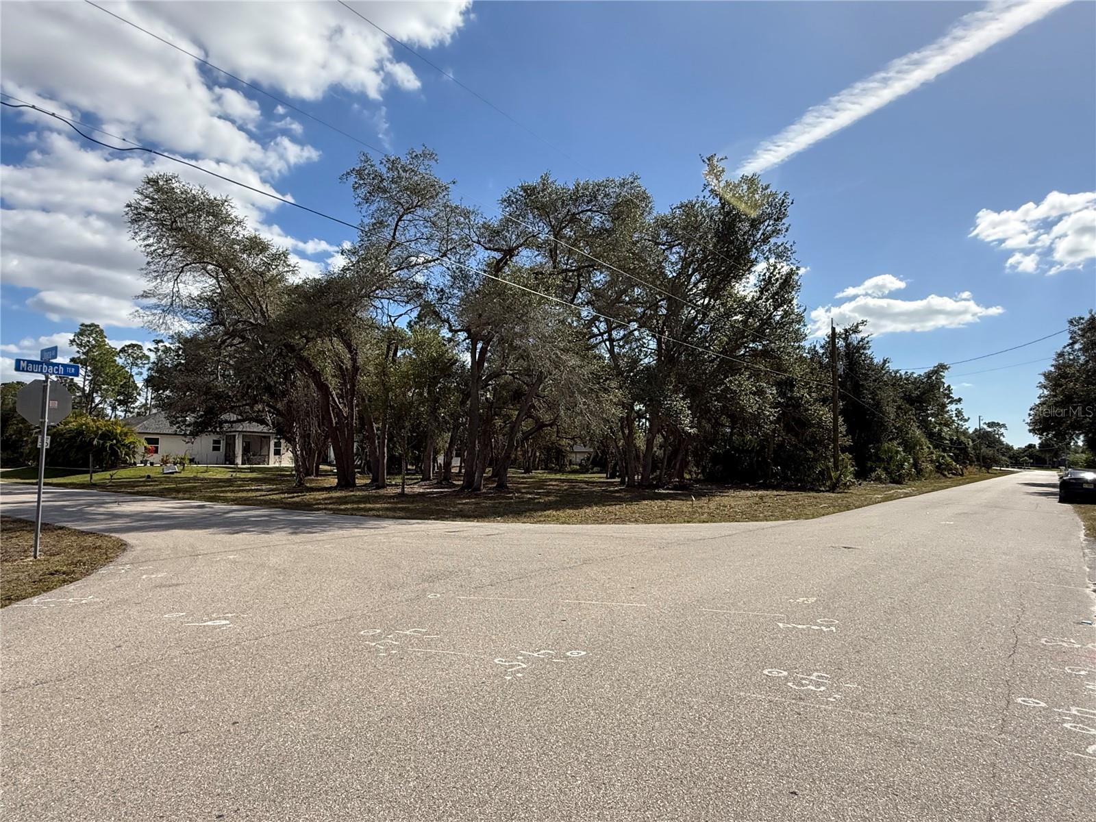 PORT CHARLOTTE SUB 07 - Land