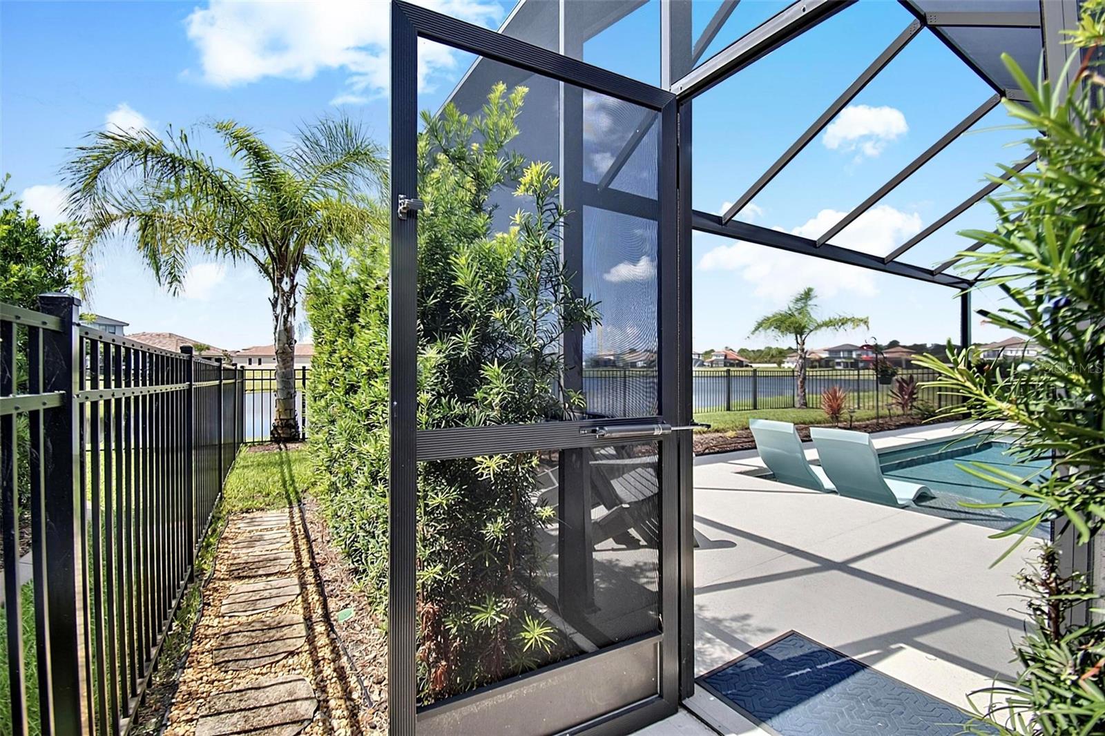 MARINA DEL PALMA - Residential