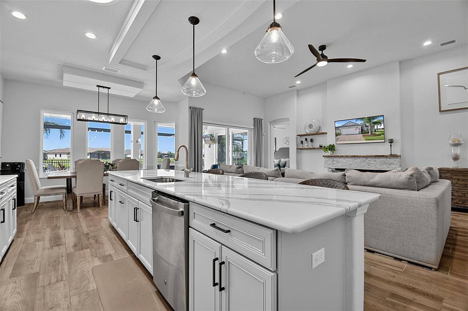 MARINA DEL PALMA - Residential