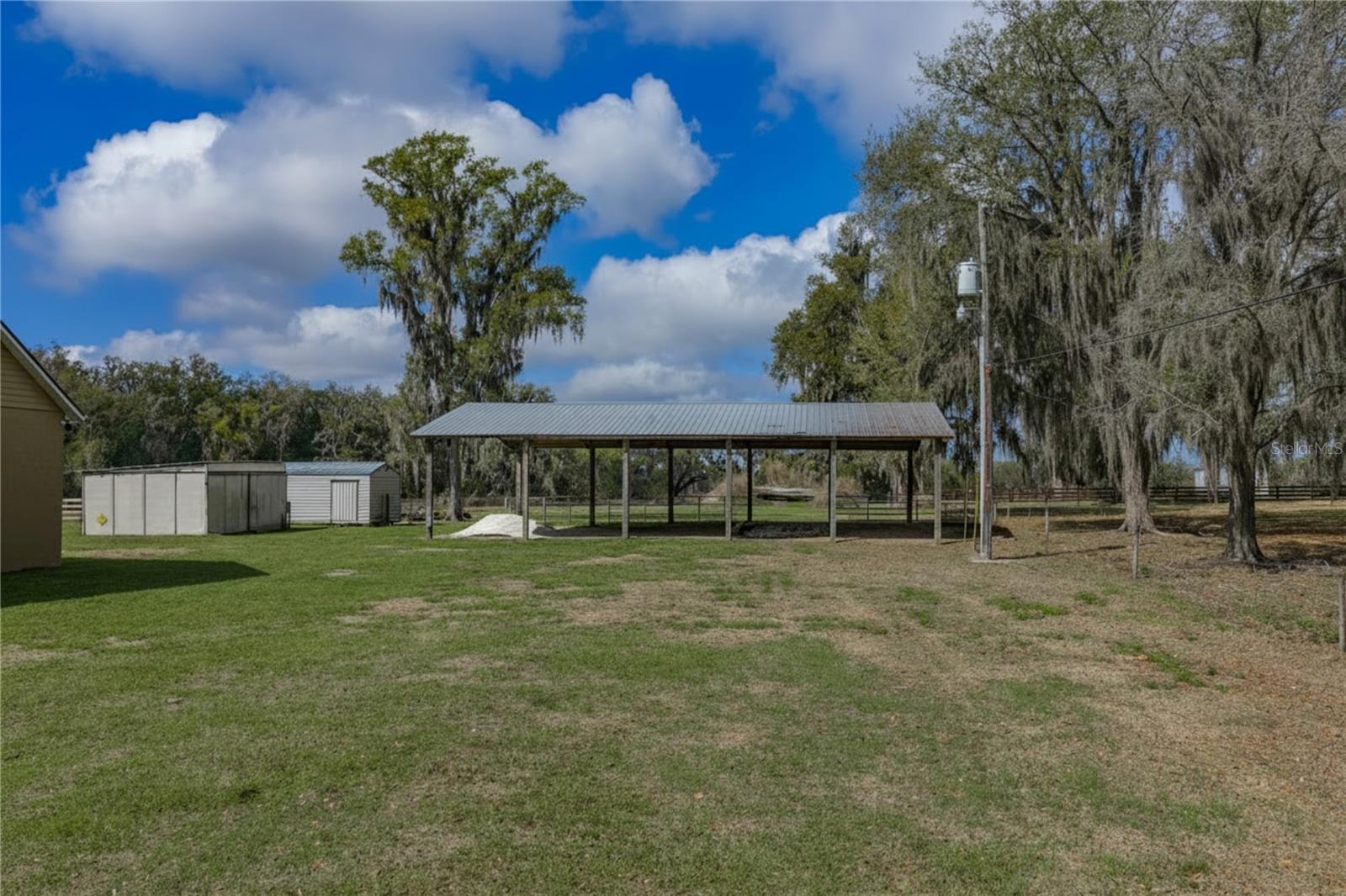 ACREAGE - Residential