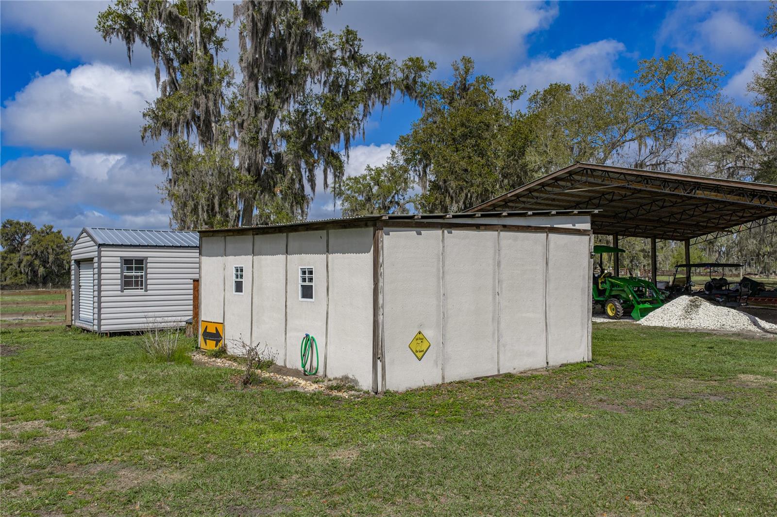 ACREAGE - Residential