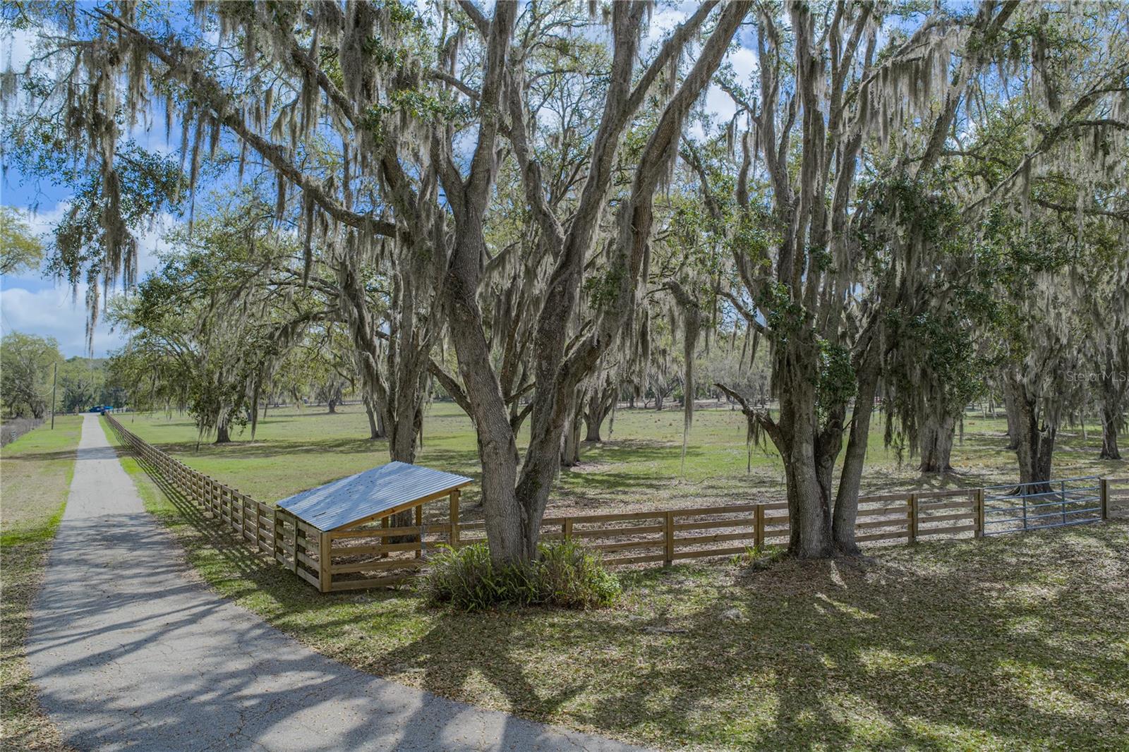 ACREAGE - Residential