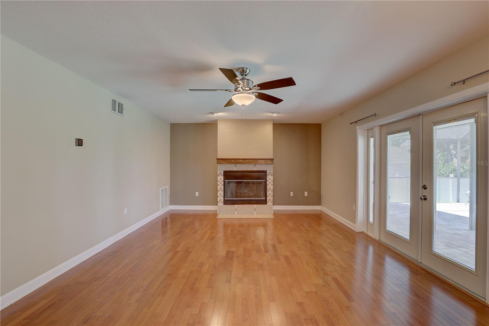 DREW OAKS ESTATES - Residential