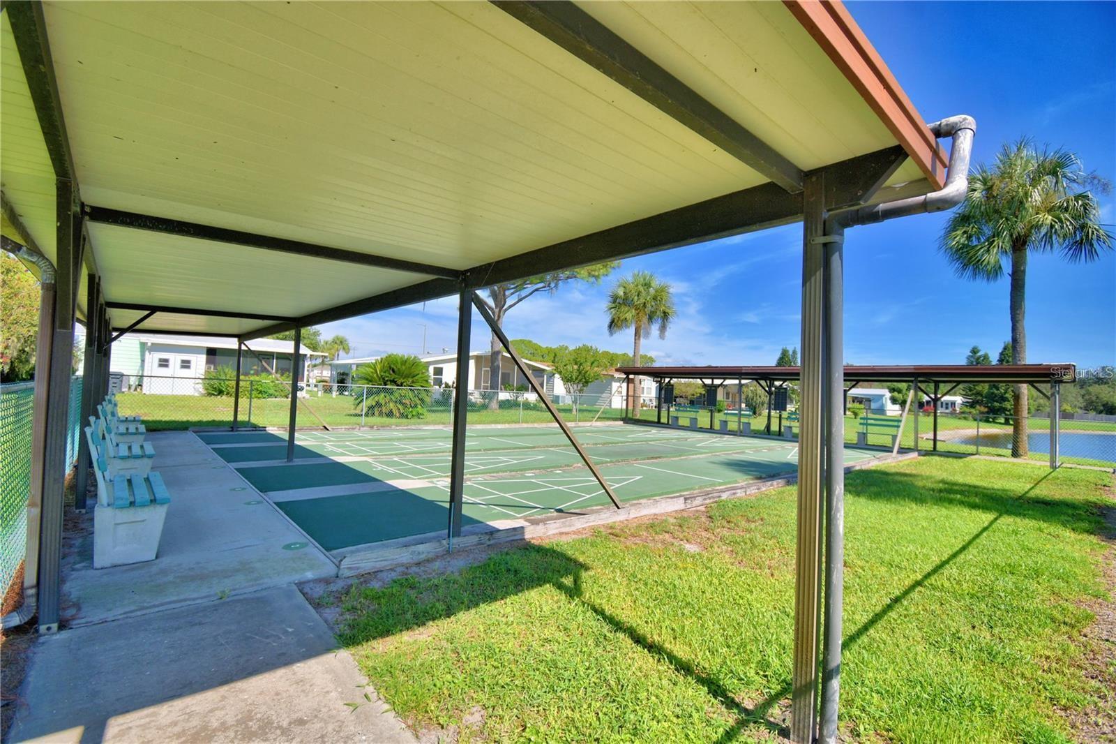 VILLAGE PARK - Residential