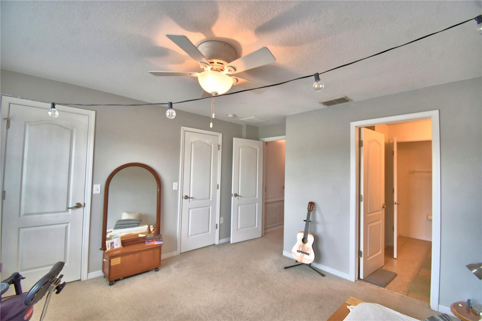 AUTUMNWOOD GROVE - Residential